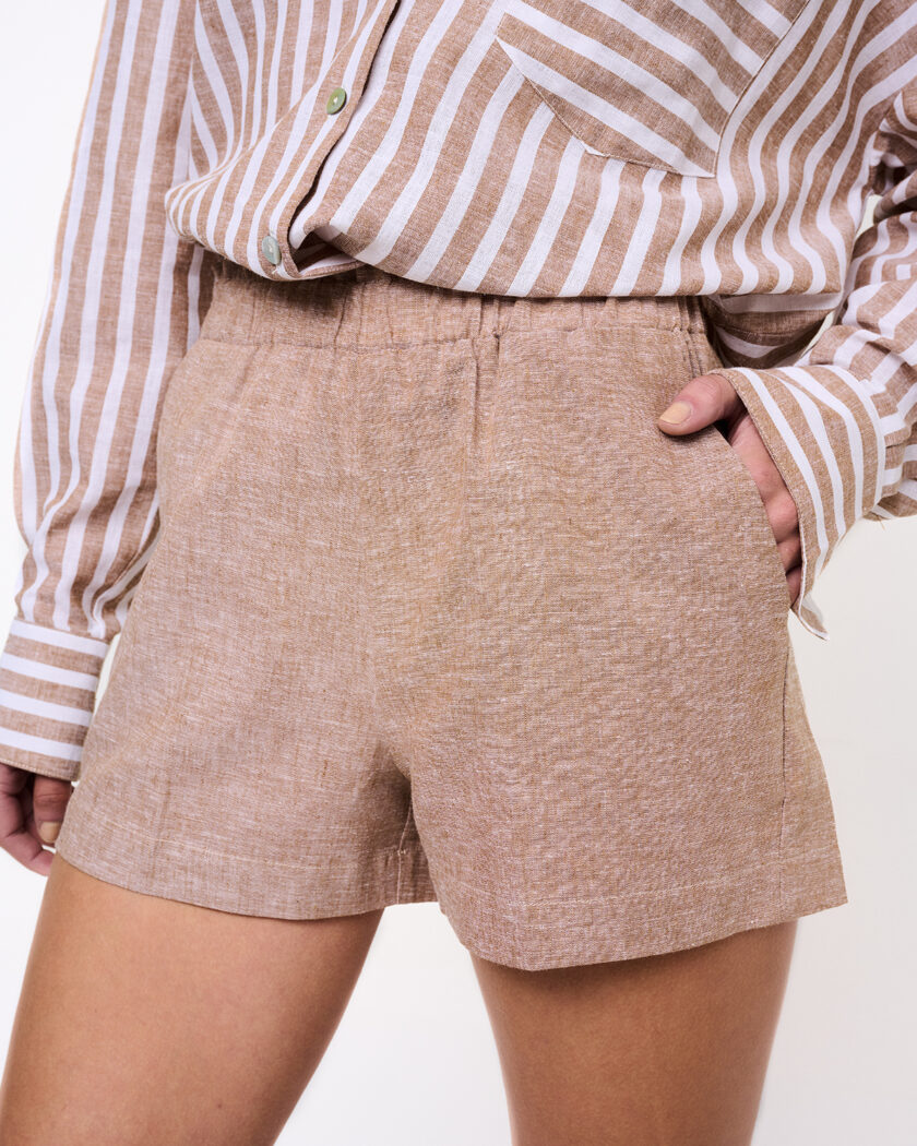 Puro Shorts / Puro Σορτς - Elizabeth LaGre